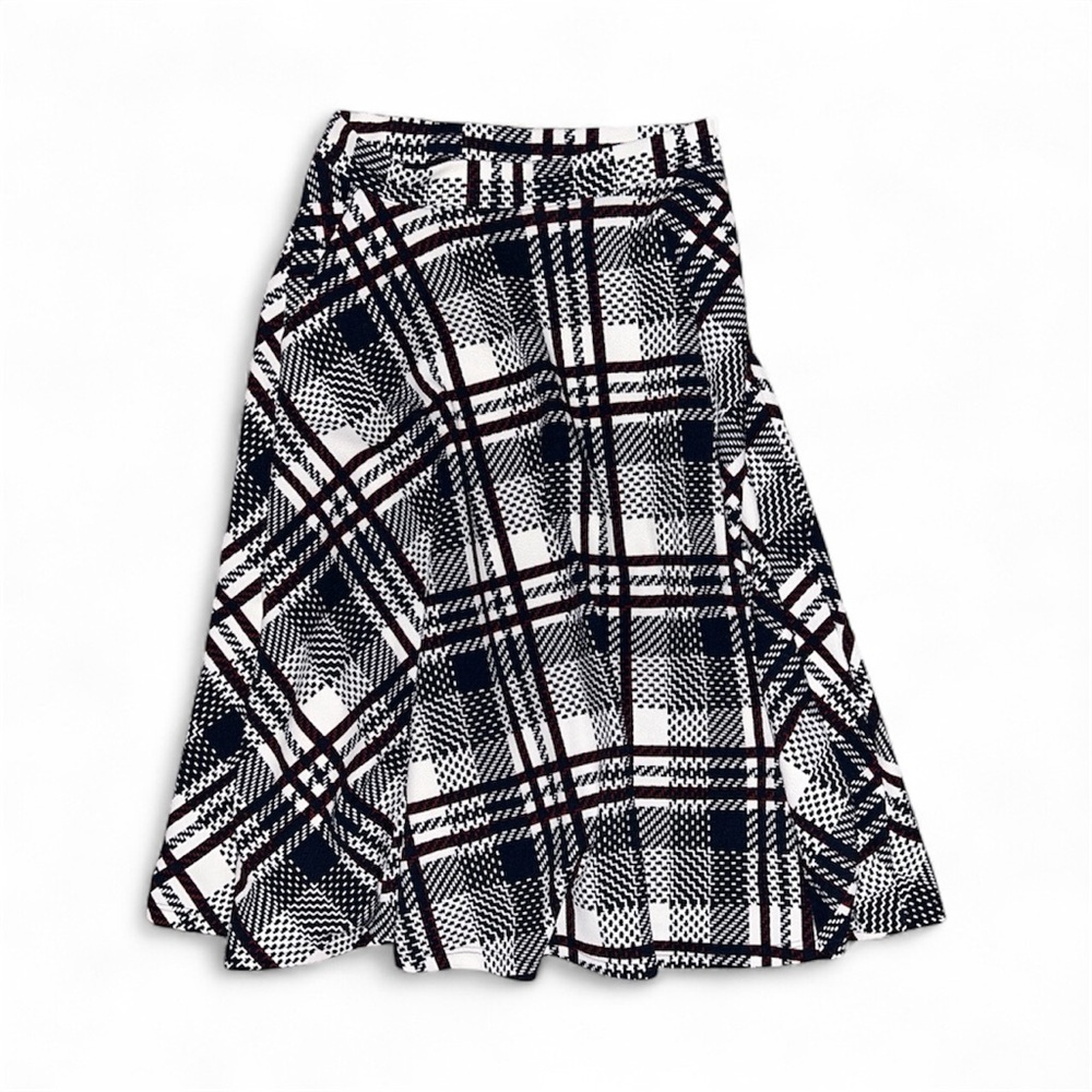 Lara Fashion blue, white, and red plaid skirt